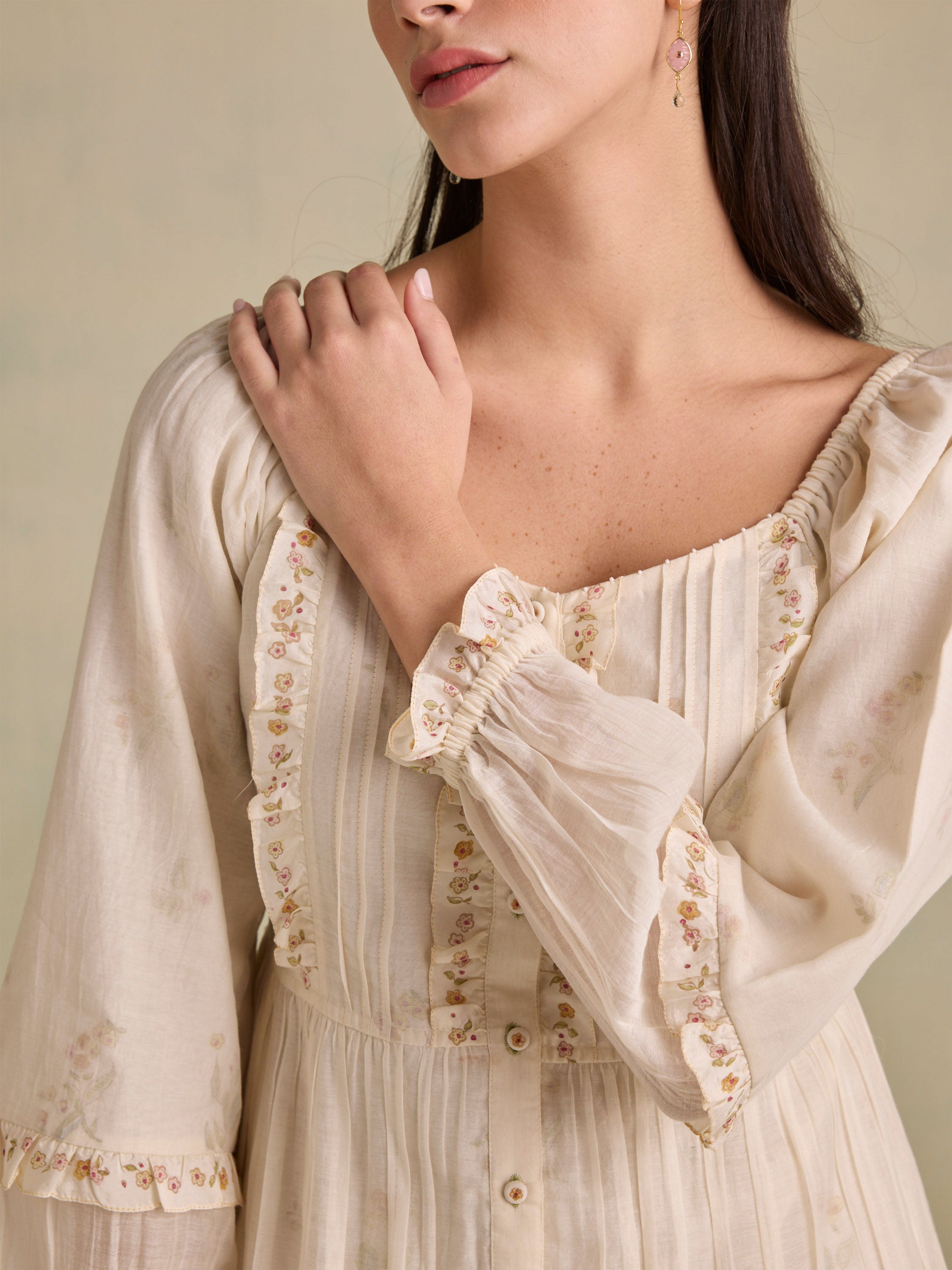 Sweetheart Lace Dress