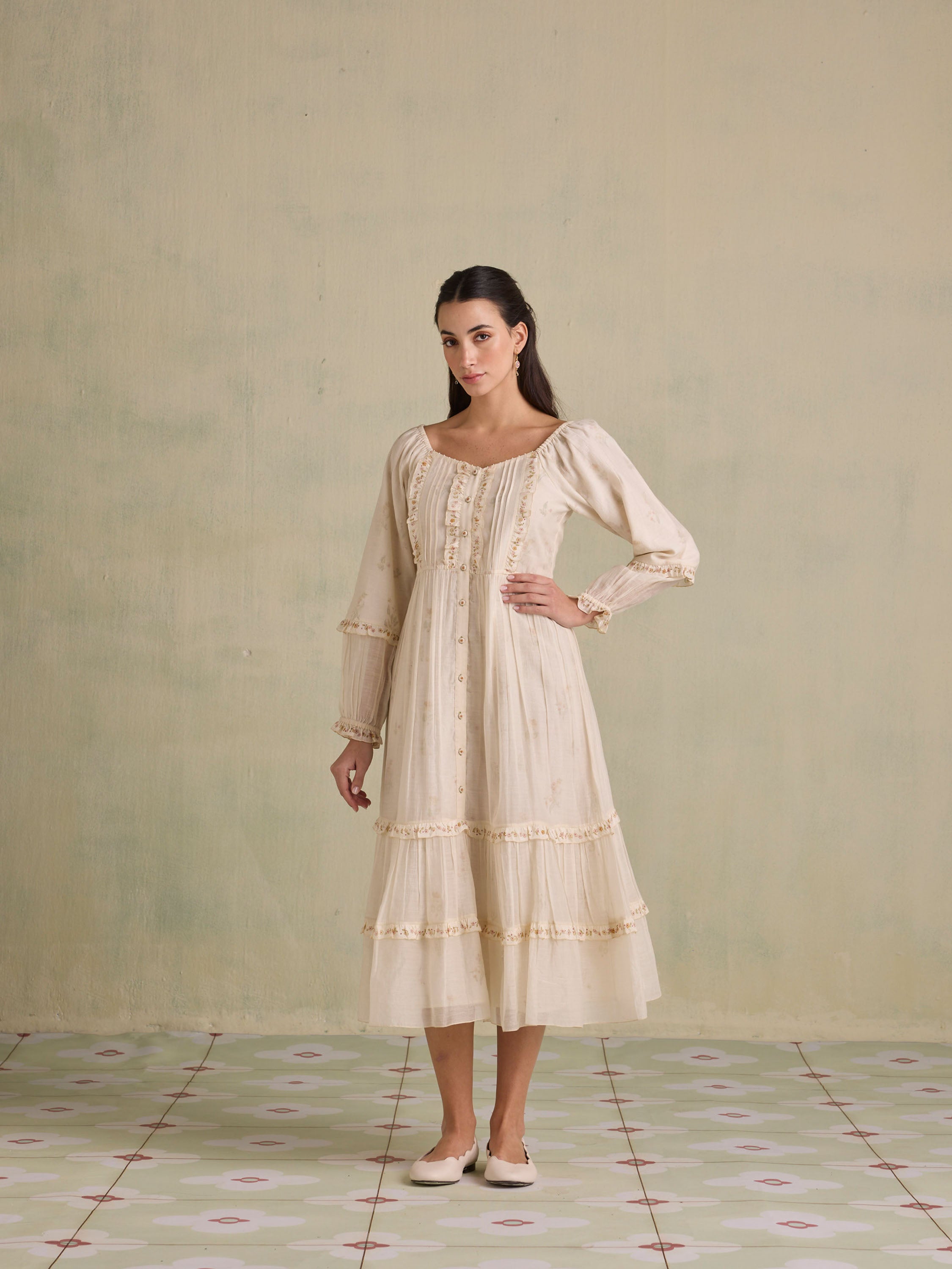 Sweetheart Lace Dress