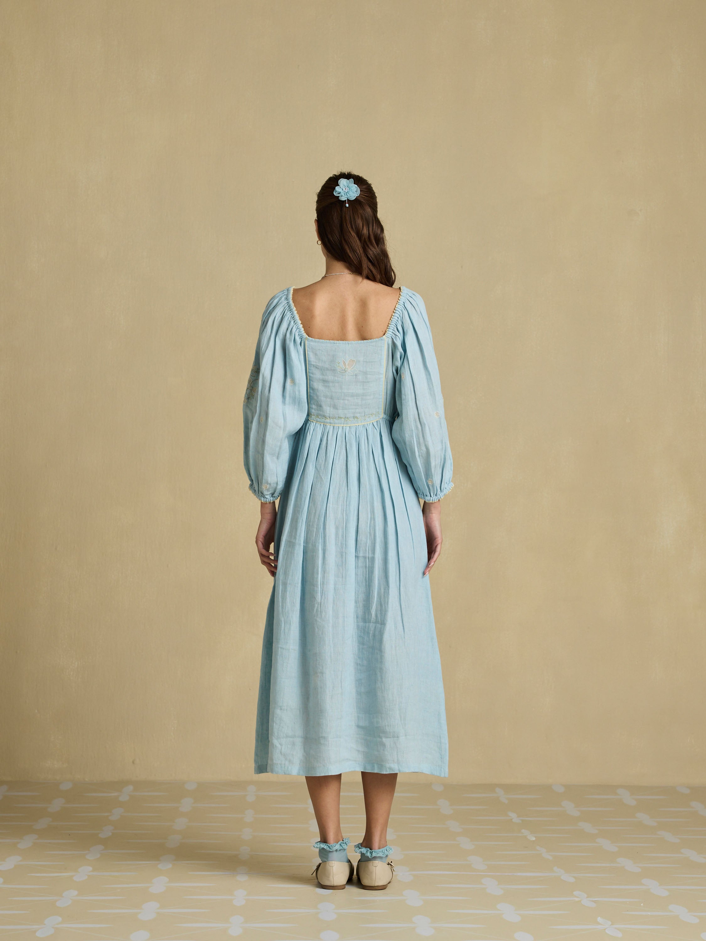The Unrushed Linen Dress