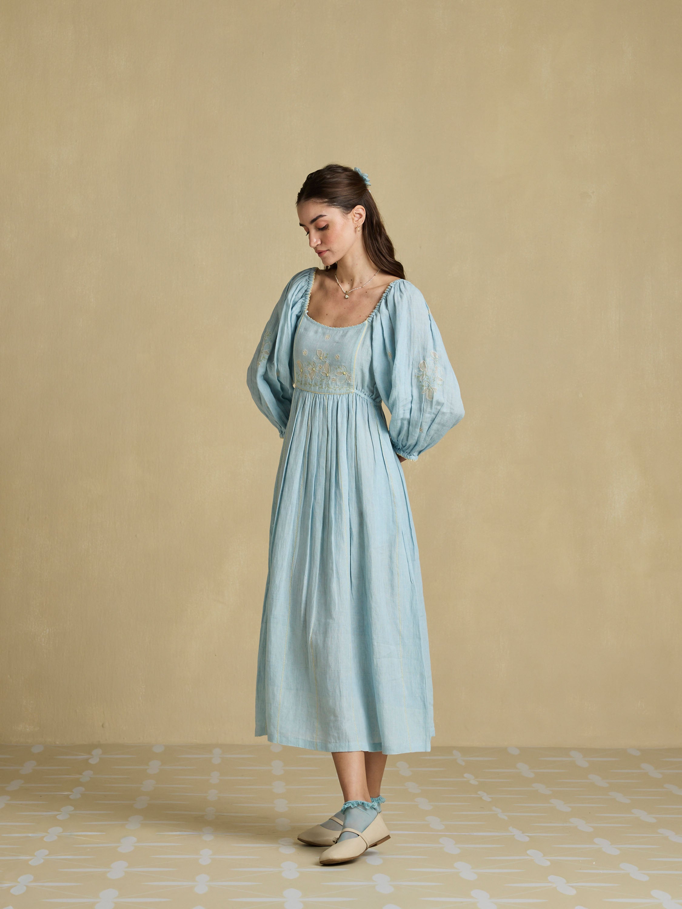 The Unrushed Linen Dress