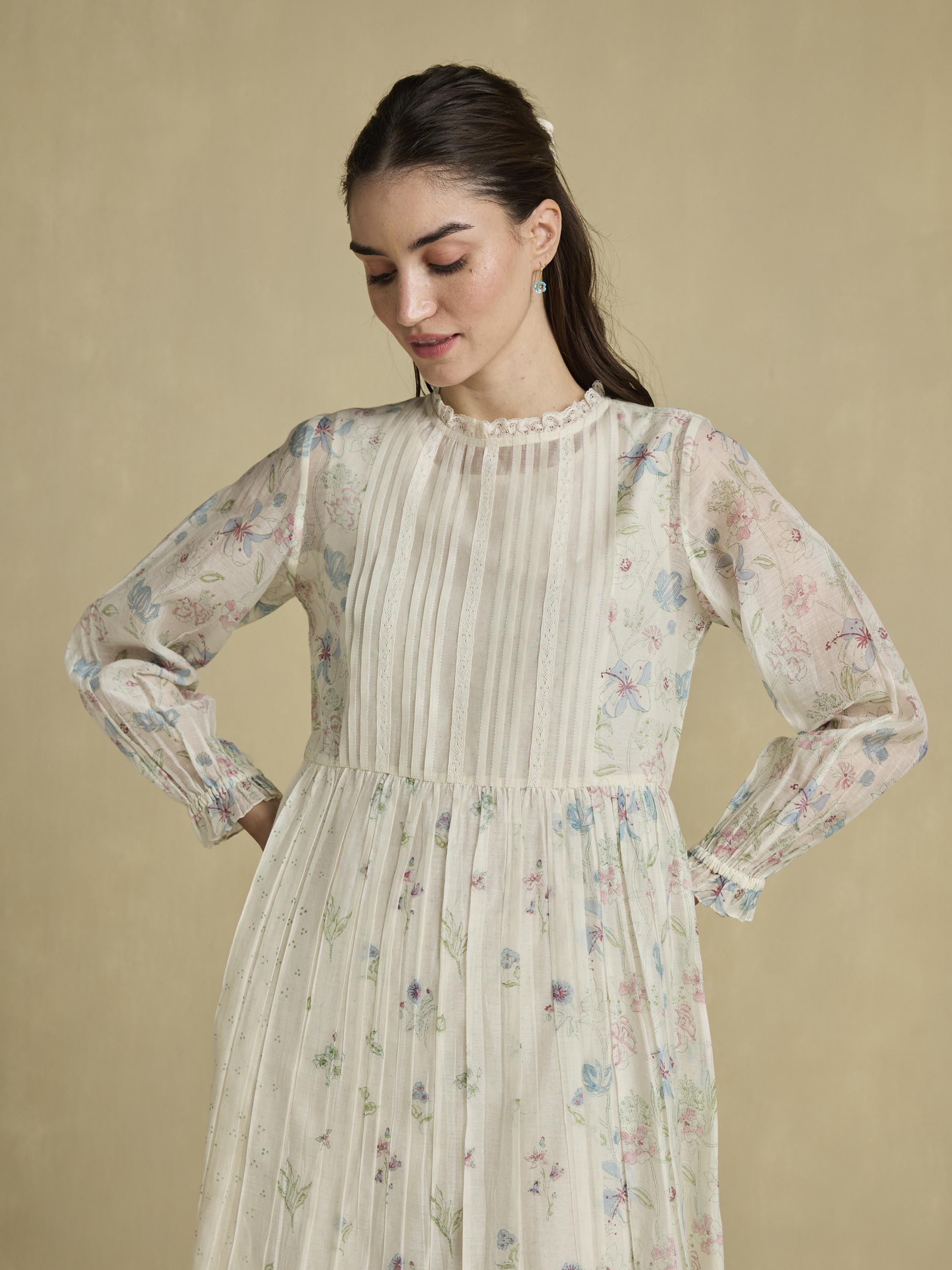 Tranquil Lace Midi Dress