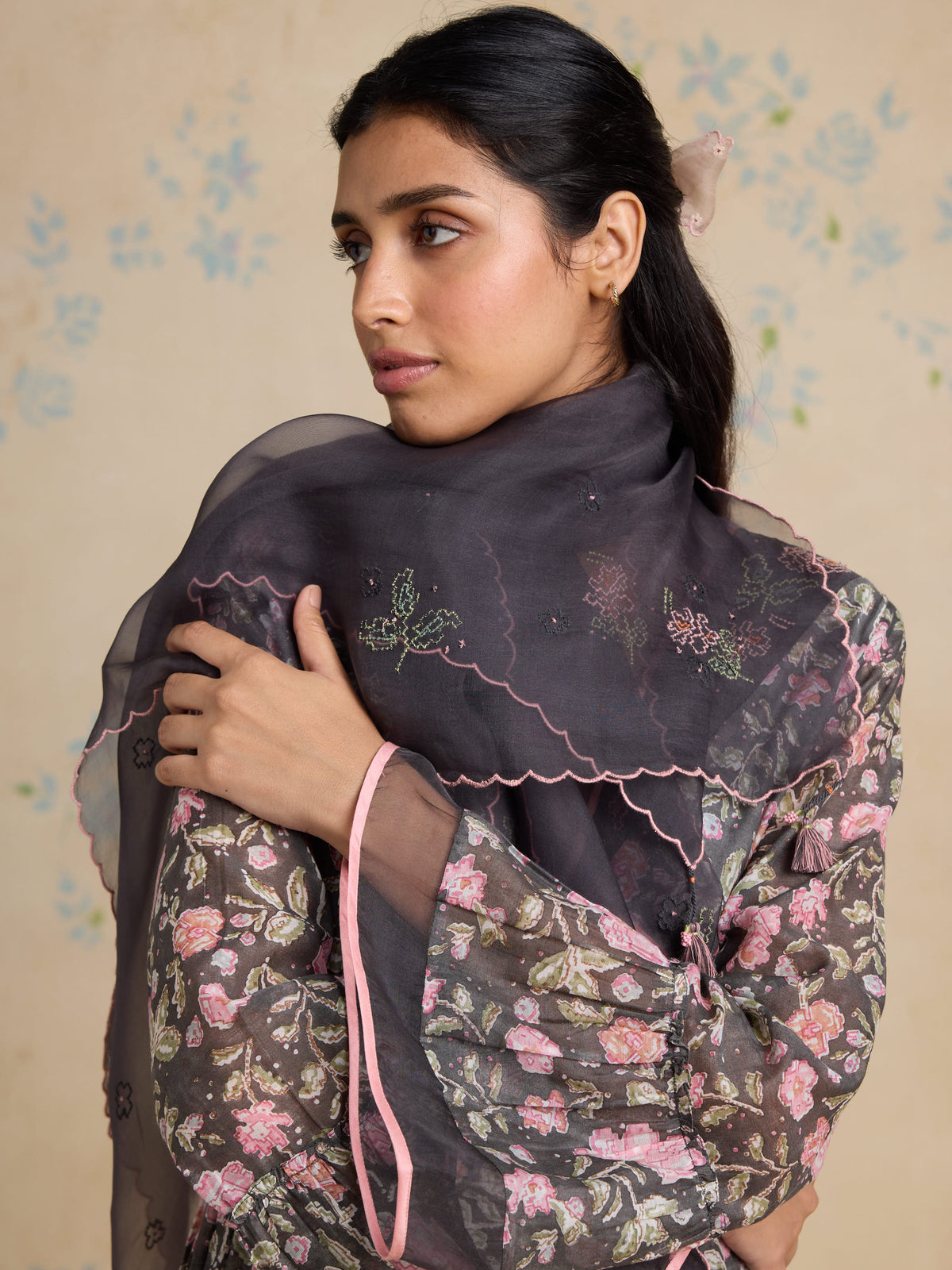 Shadow Bloom Scarf