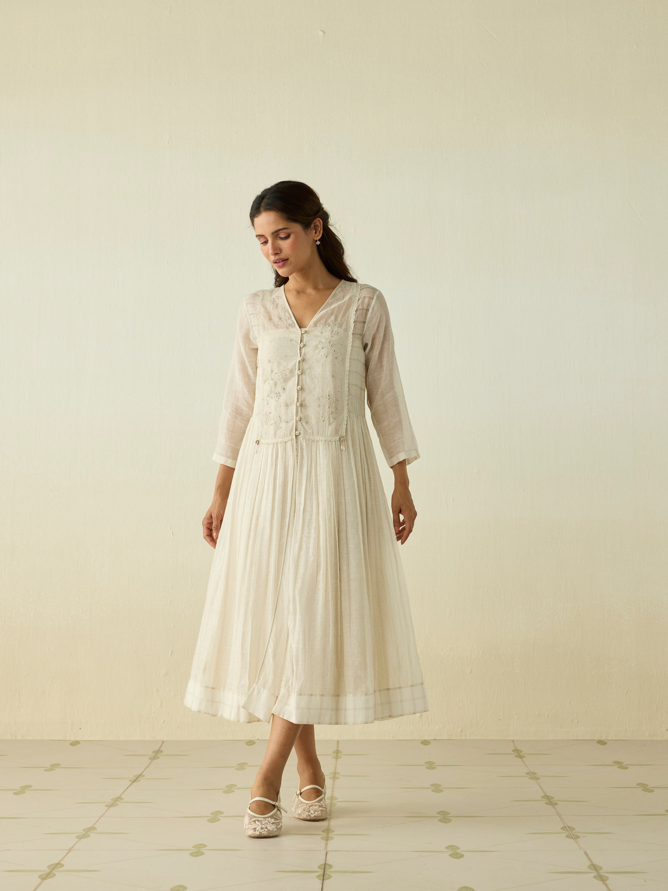 Nimira Midi Dress