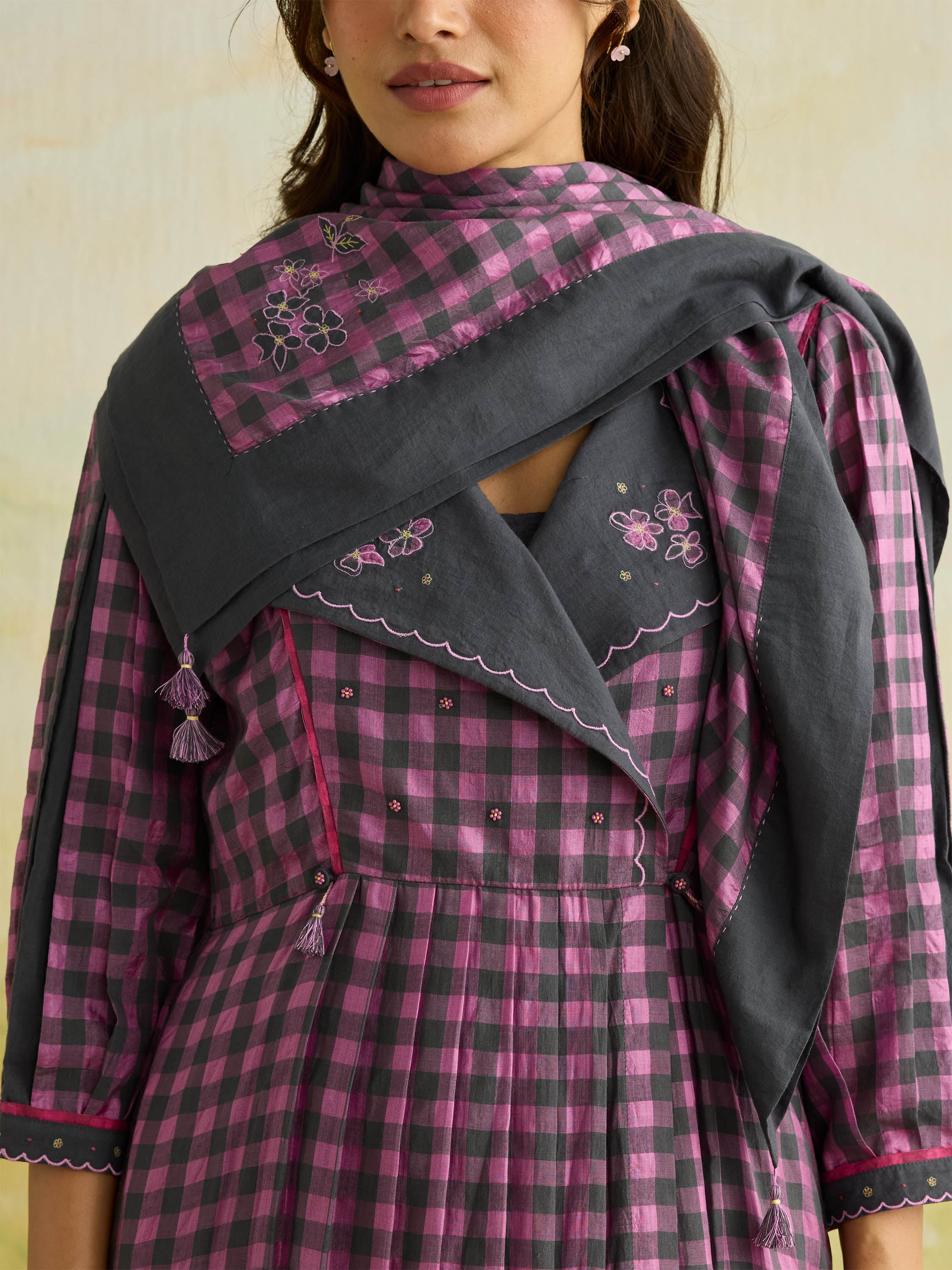 Shadowplum Scarf