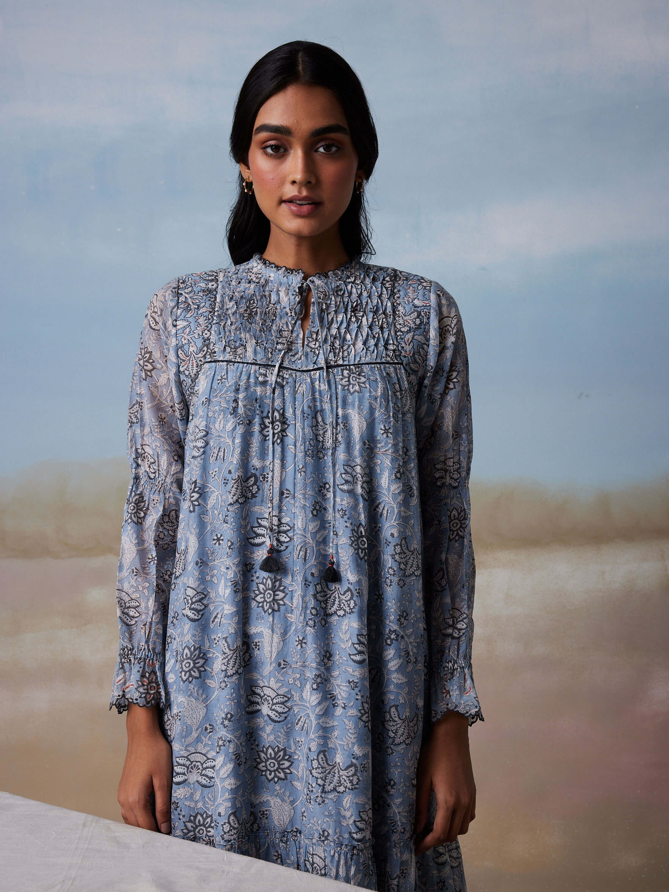 Cottage Tie-bow Dress - Image 5