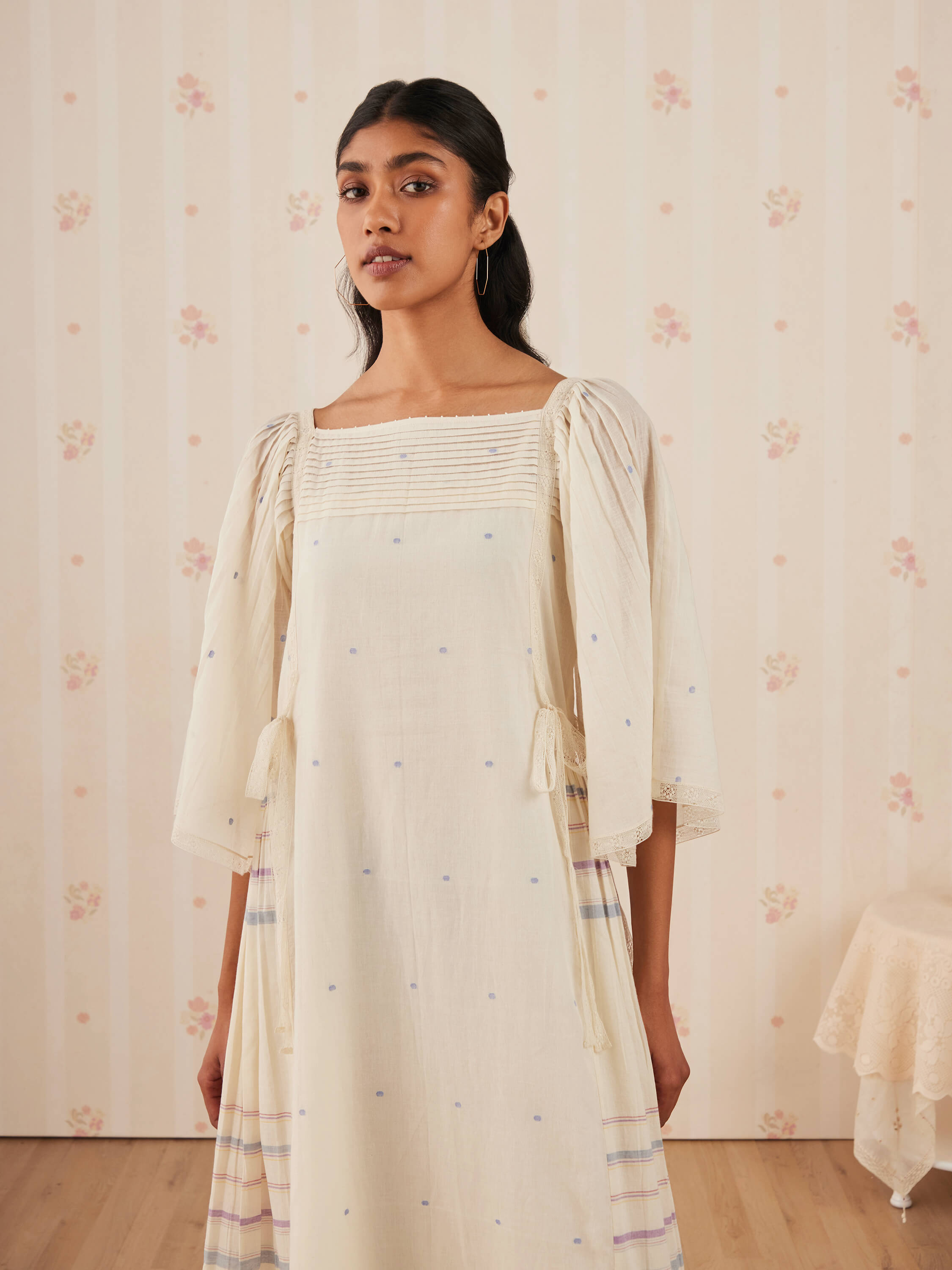 Turtledove Bow Dress - Image 8