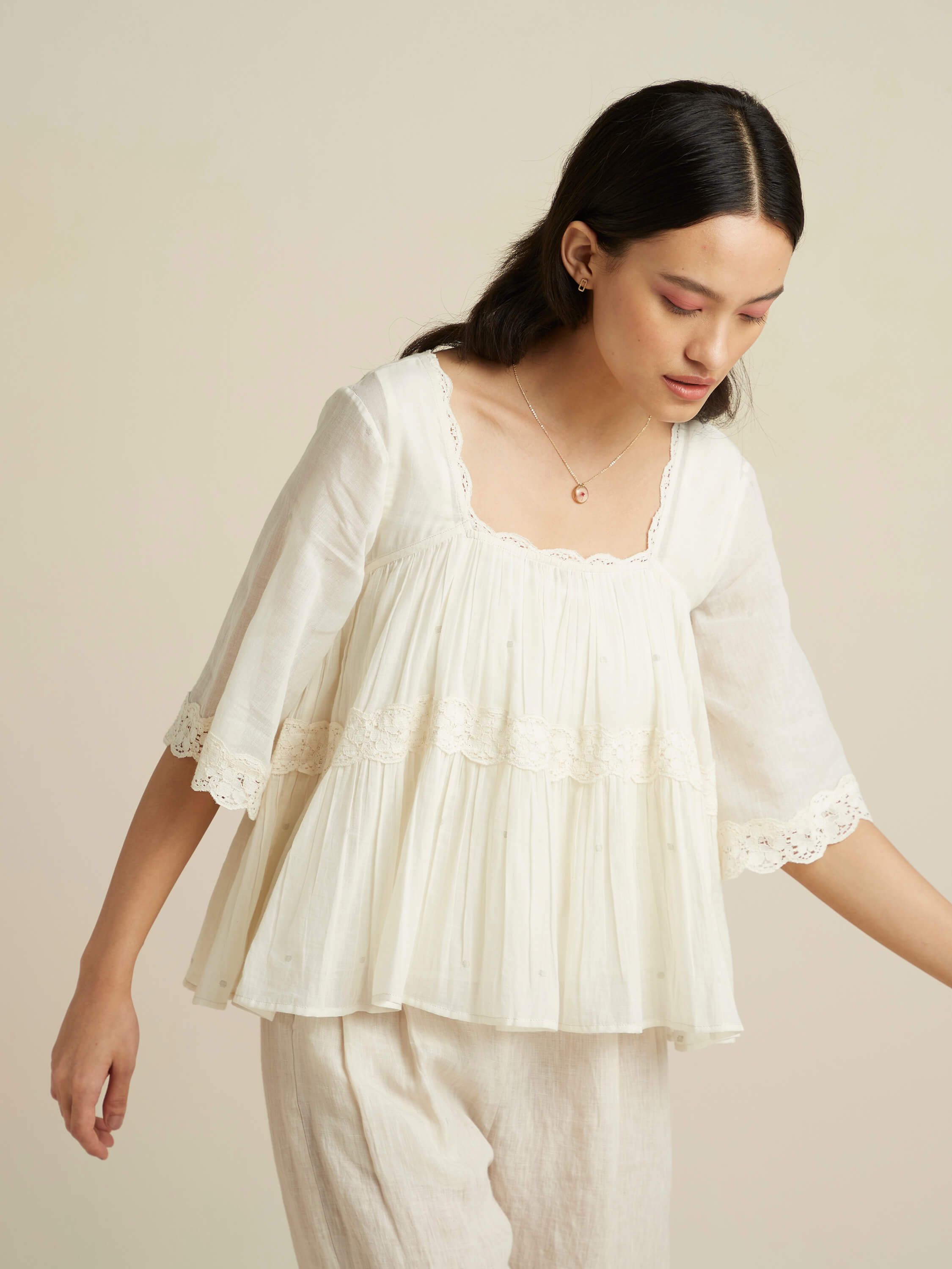 Swirling High Low Blouse - BunaStudio