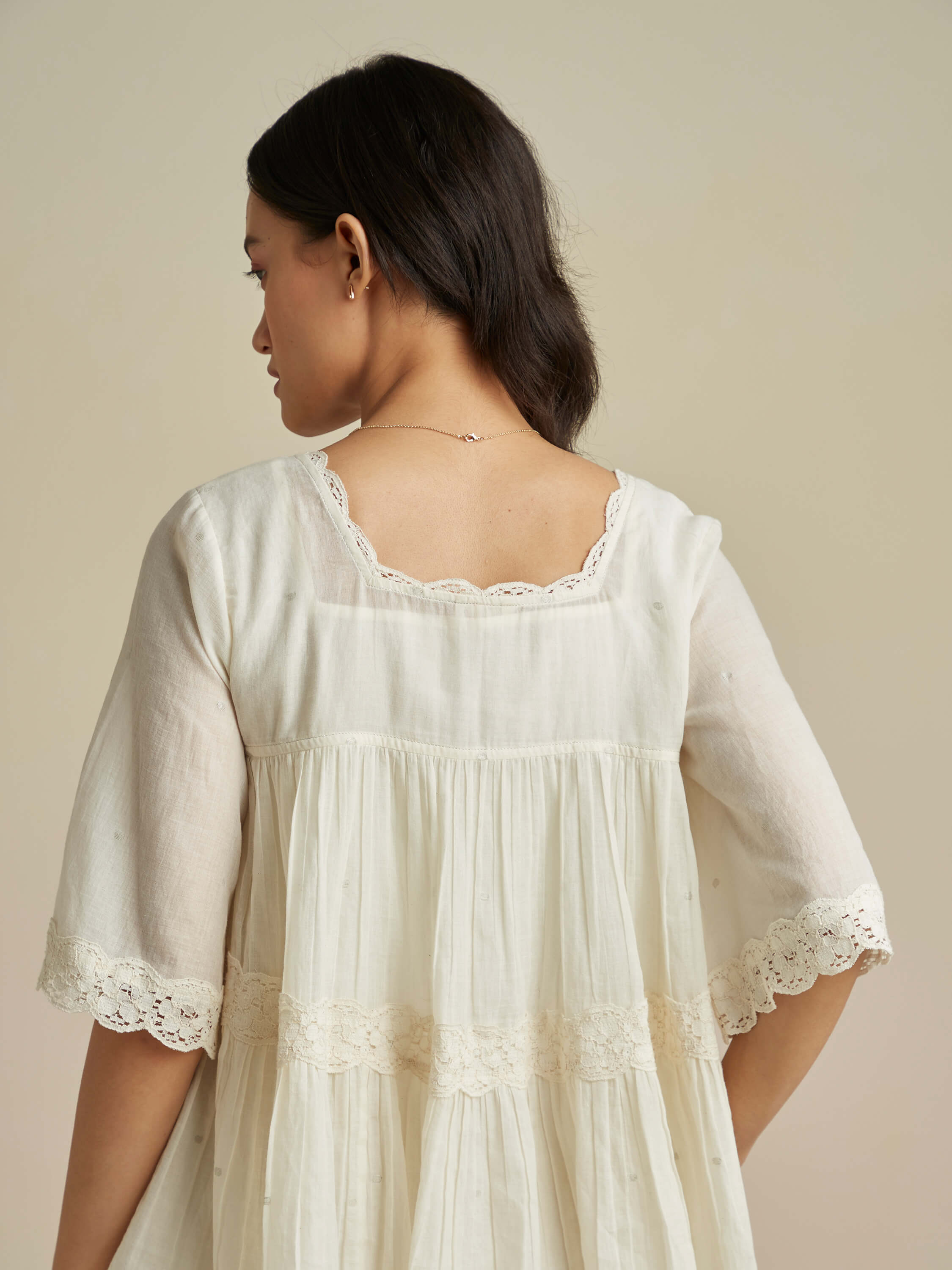 Swirling High Low Blouse - BunaStudio
