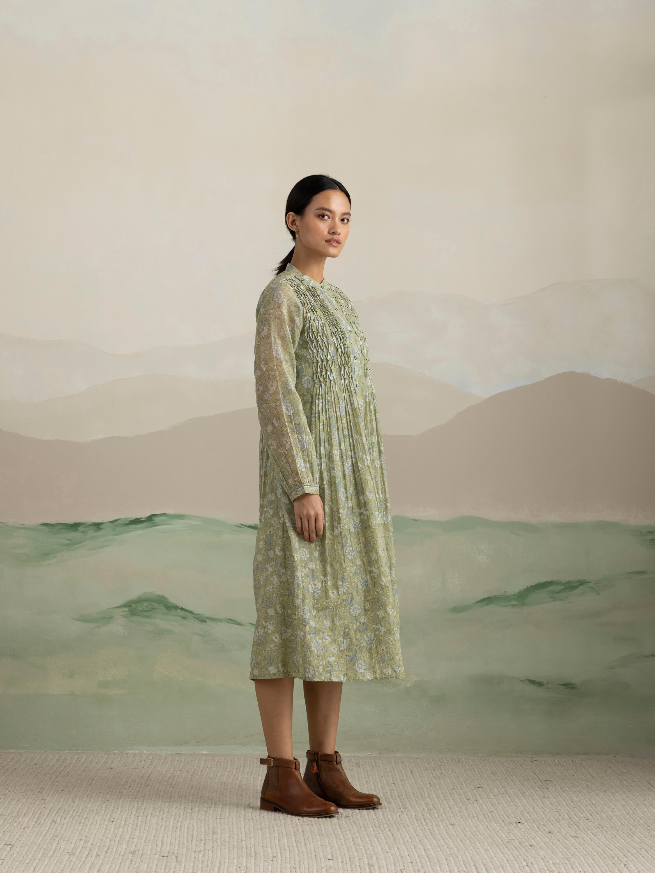 Green Pine Smock Midi Dress - Image 3