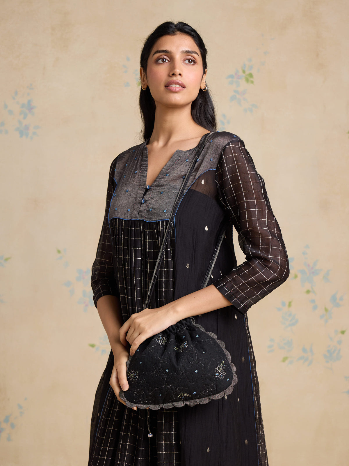Duskwoven Quilted Bag