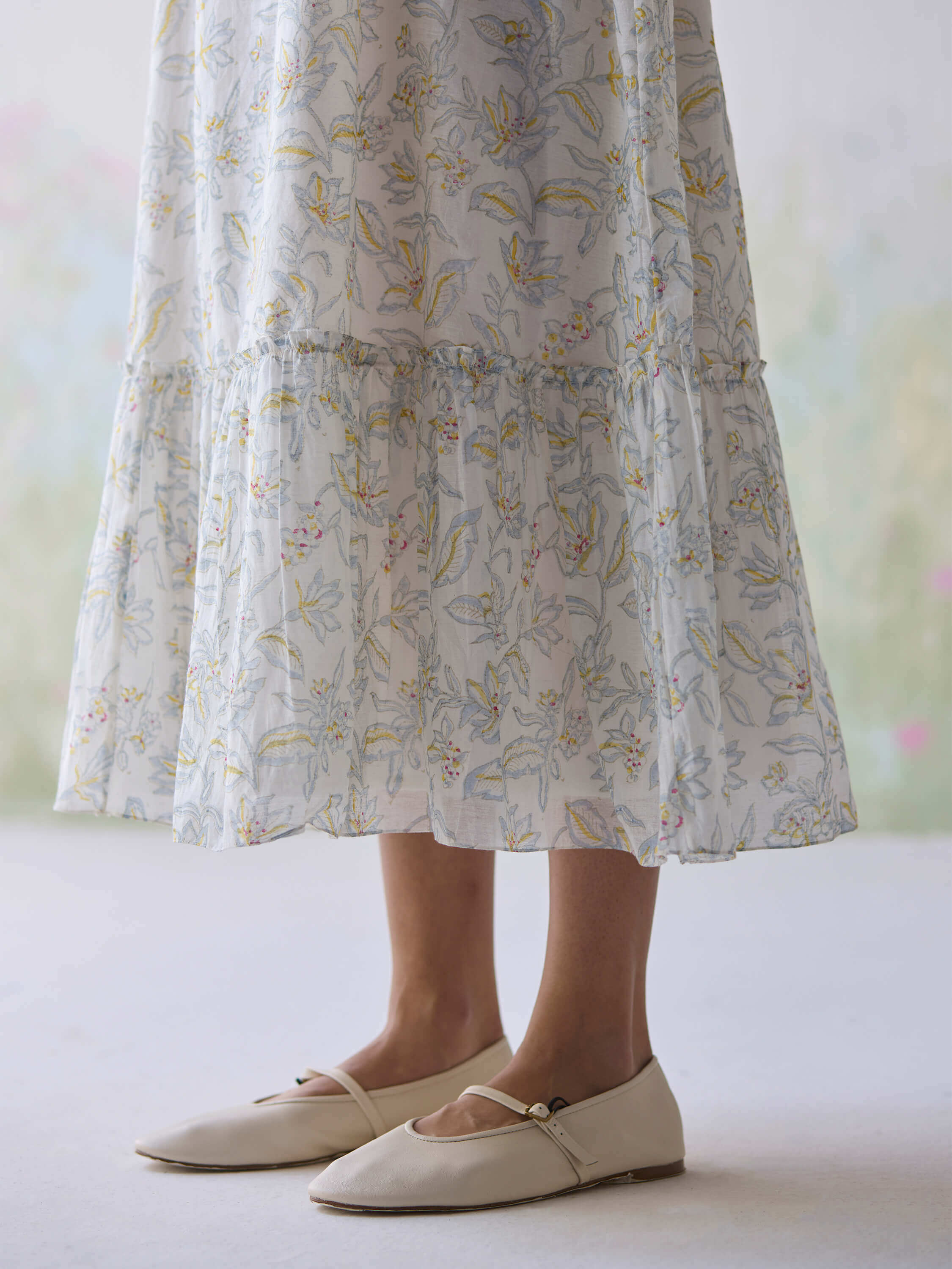 Wandering Bee Dress - Image 7