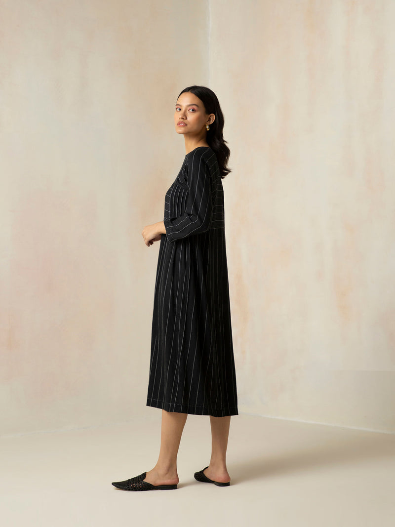 Amour Pleat Dress - BunaStudio