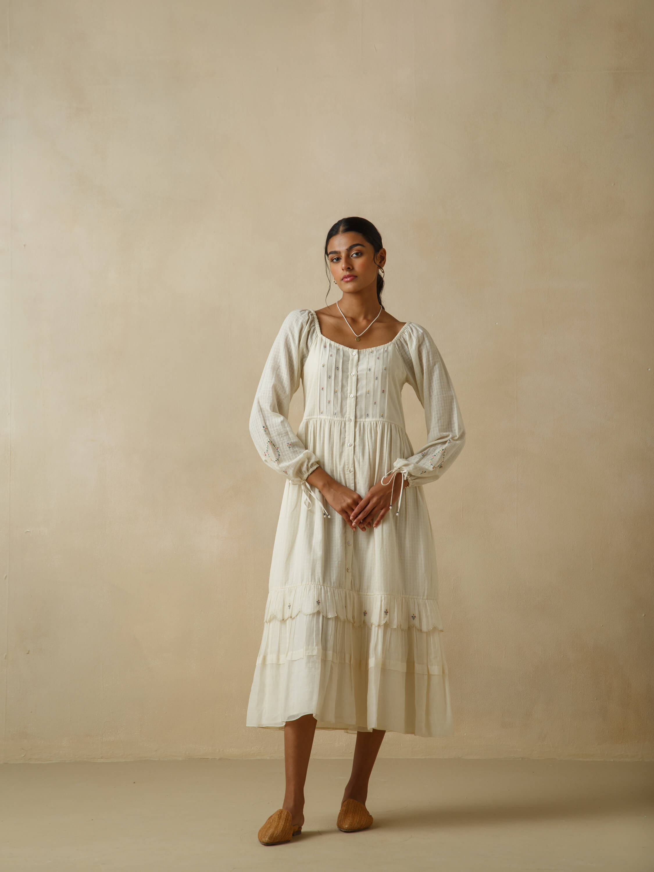 Antique White Scallop Tier Dress - Image 5