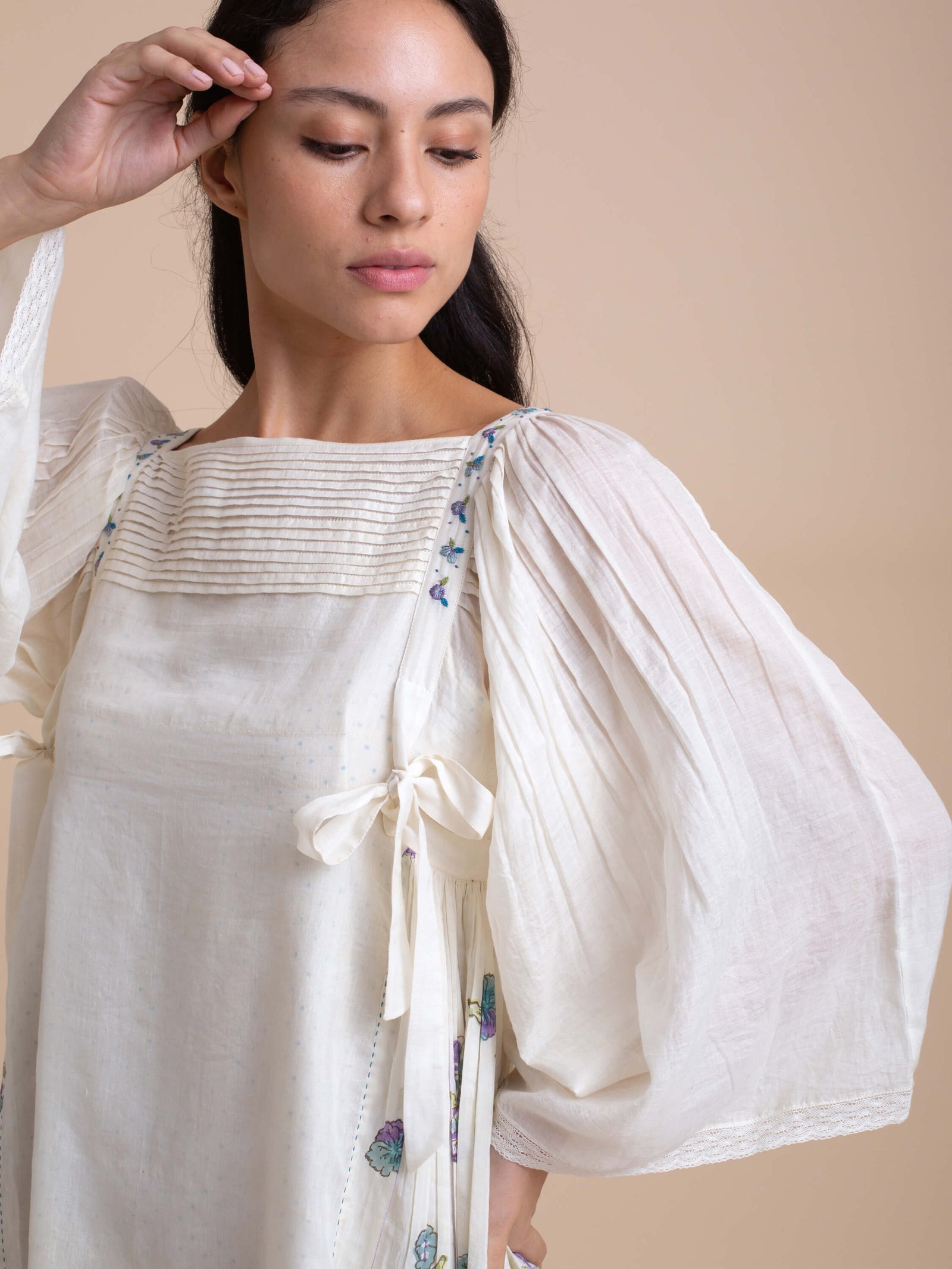 AVI Organic Cotton Long Sleeves Bow Dress main image 0