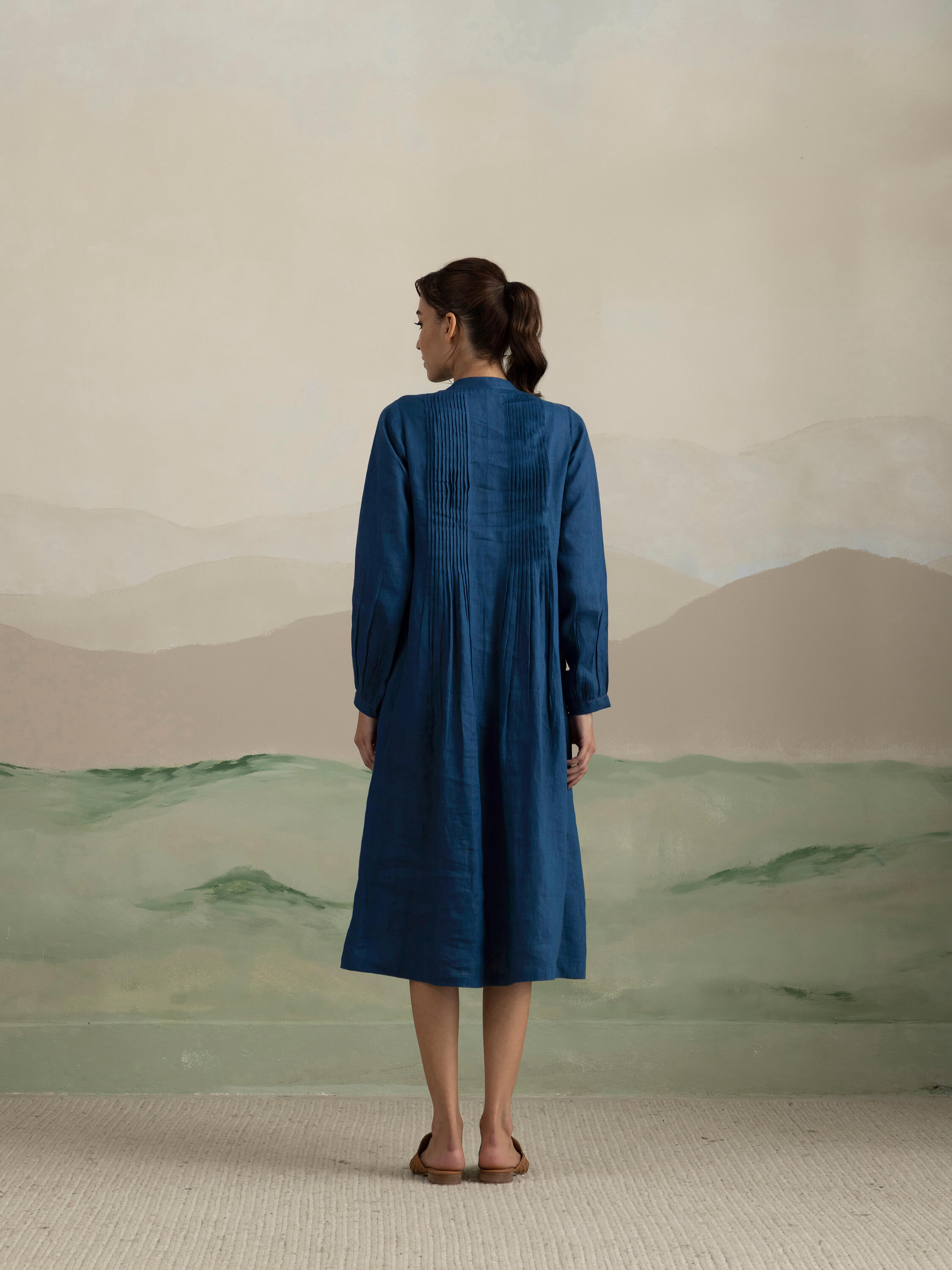 Blue Creek Smock Linen Midi Dress - Image 4